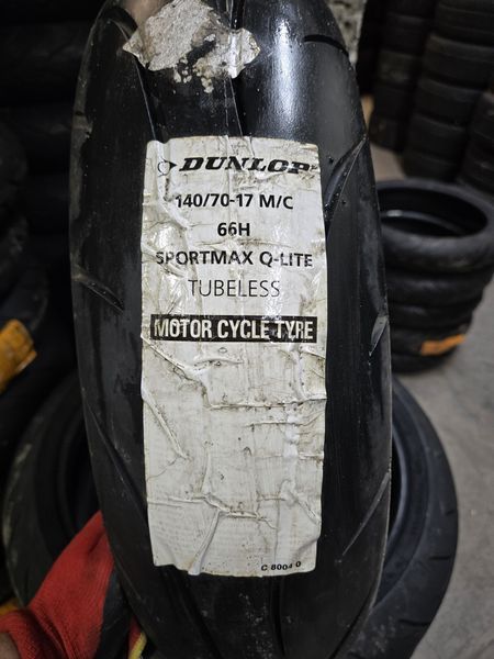 140/70/17  DUNLOP