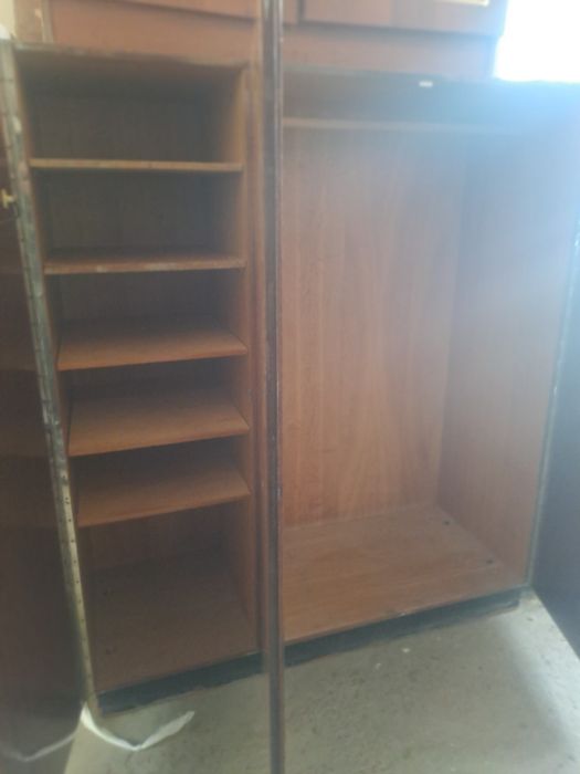 Шифонер  сотилади.