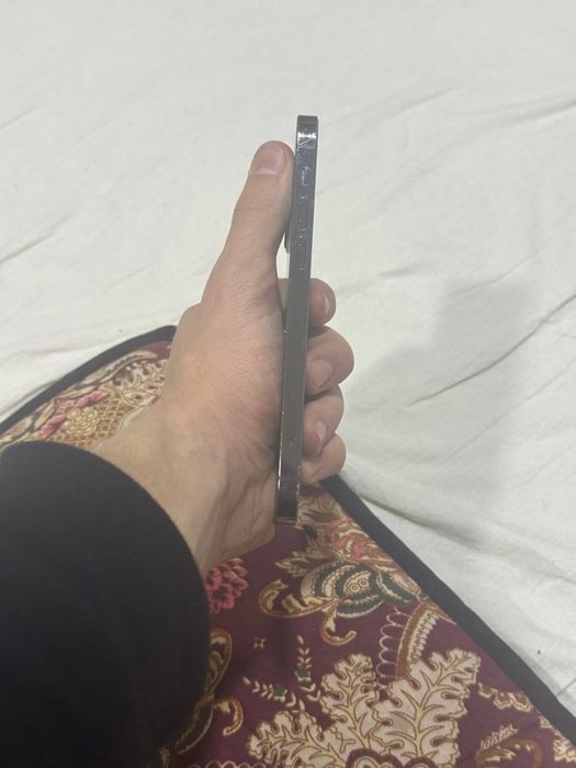 Iphone 12 pro 256 gb sotiladi