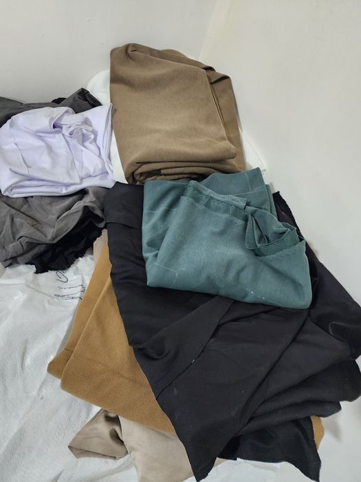 Material rulondan qolgan