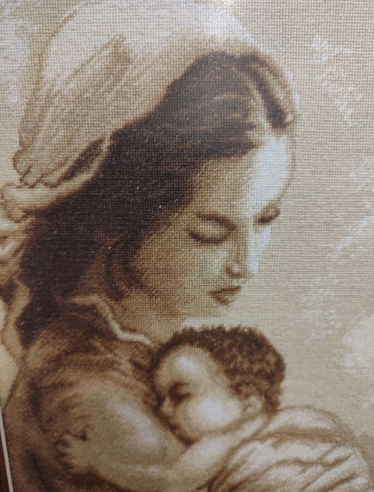 Гоблен "Майчина ласка" шит 1 към 1