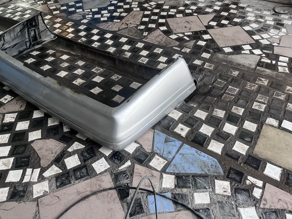 бампер перид, зад на w140 мерседес