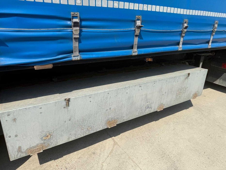 Vand semiremorca marca KRONE 3 axe, an 2017