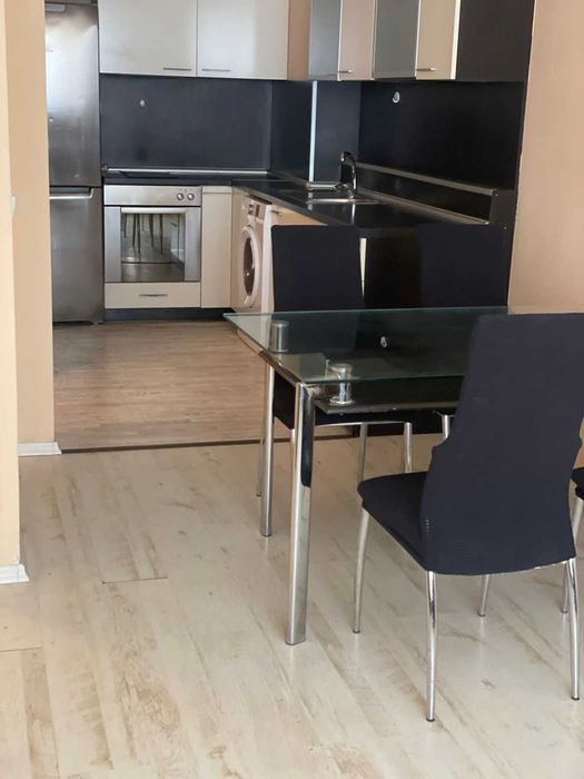 Дава се под наем Двустаен апартамент в София, Център - 65 кв.м за 680 € - Снимка #1