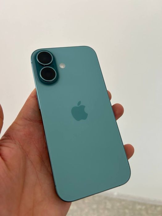 Айфон 16 продам срочно