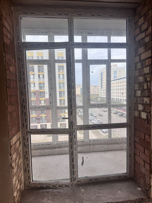 Балконная рама Rehau
