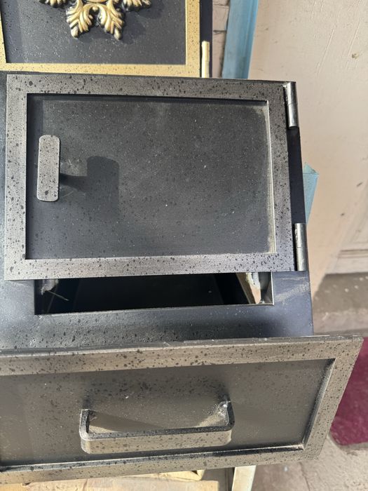 Стальной дверцы для летнего кухня