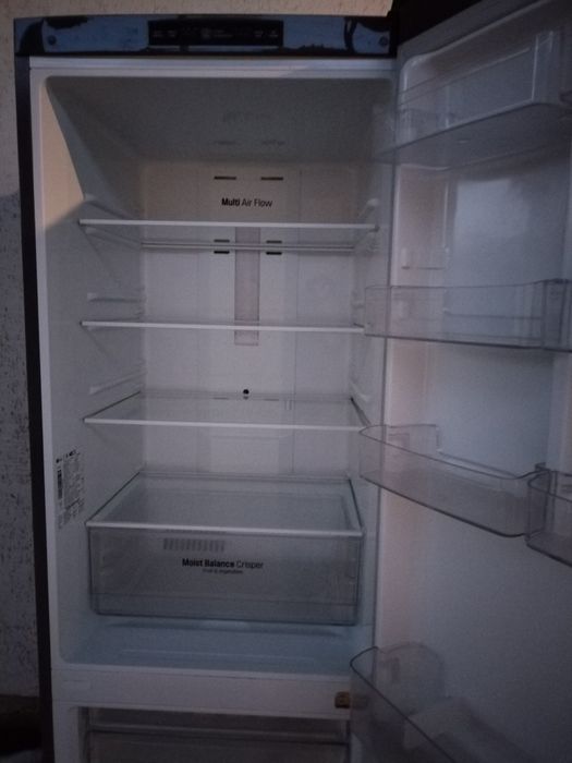 Холодильник сатылады