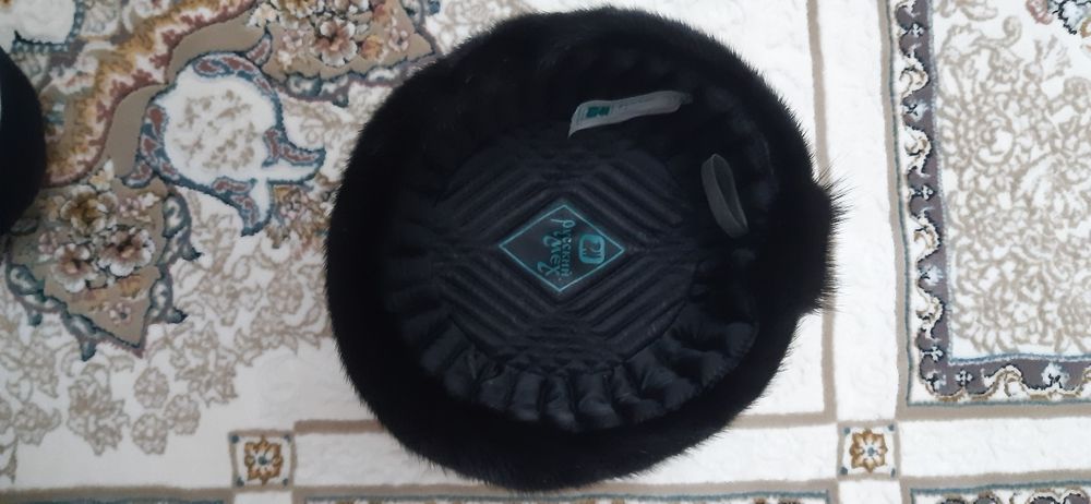 Женская шапка Срочно!! ( Телпак)