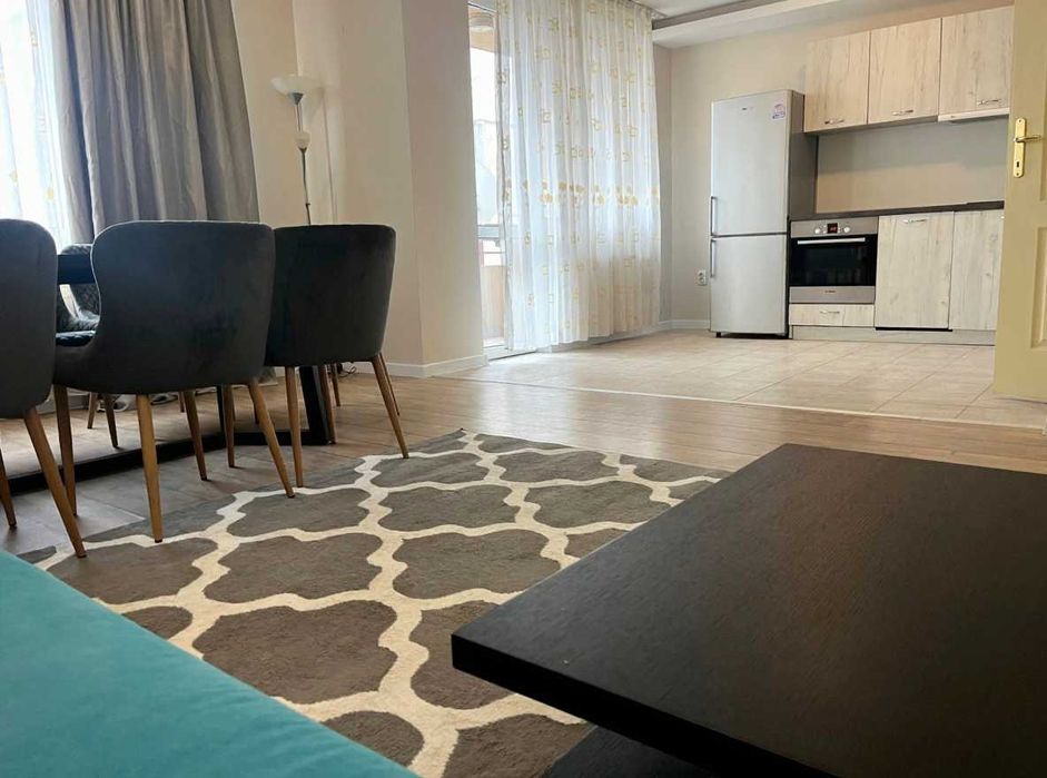 Дава се под наем Тристаен апартамент в София, Изток - 108 кв.м за 1047.03 € - Снимка #1