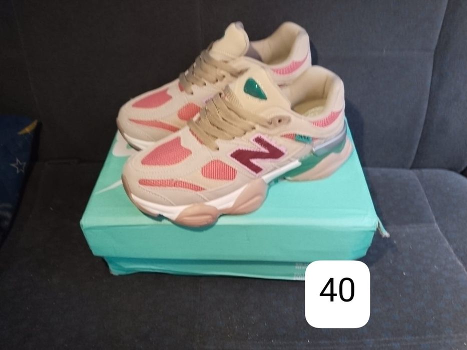 Кроссовки по 10тыс