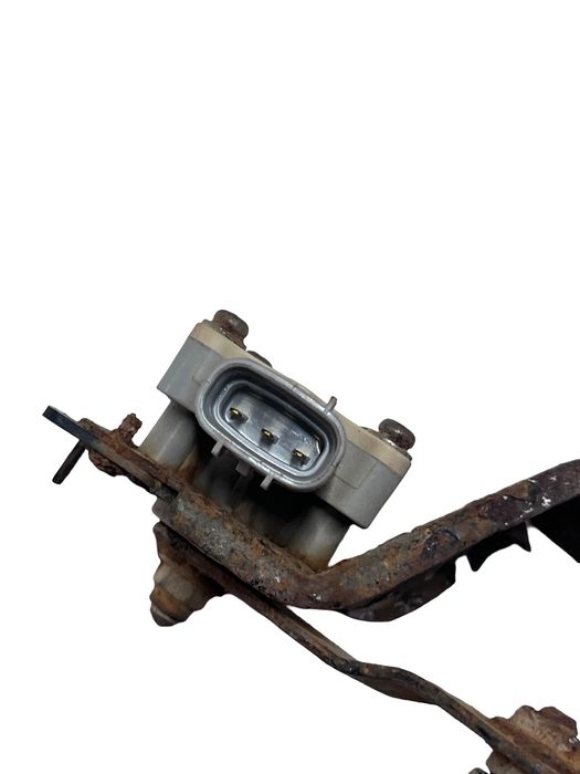Senzor De Inaltime Suspensie Pneumatica Stanga Spate Toyota Land Cruis