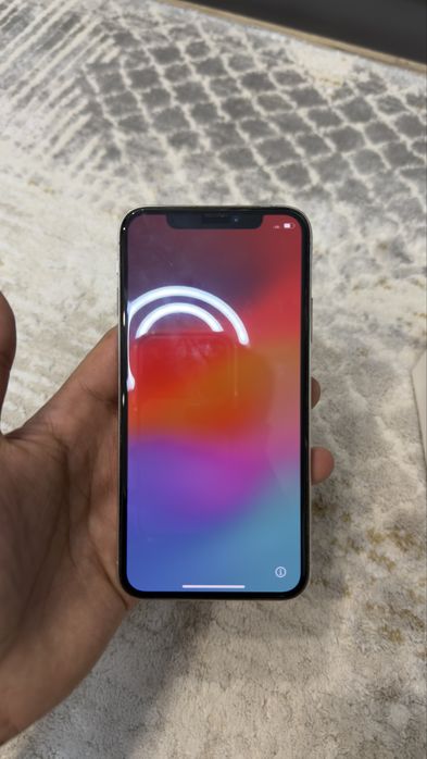 Продам iPhone XS