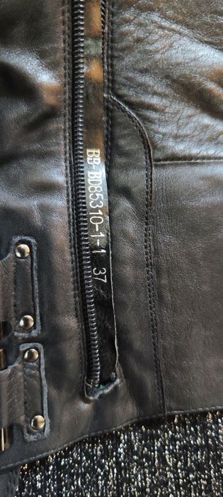 Полусапожки продаются