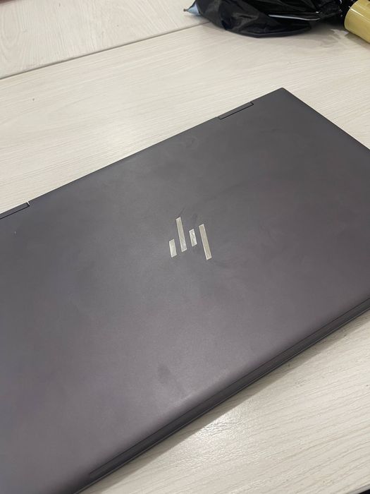 HP ENVY x360 15.6″ (Ryzen 5 4500U)