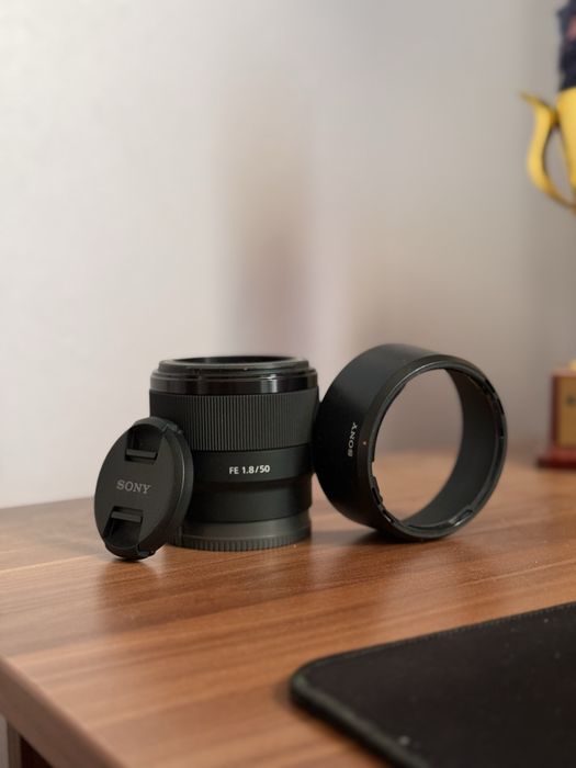 Obiectiv Sony e-Mount