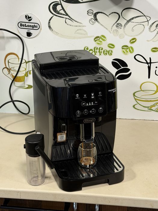 Кафемашина кафе автомат delonghi magnifica START с гаранция