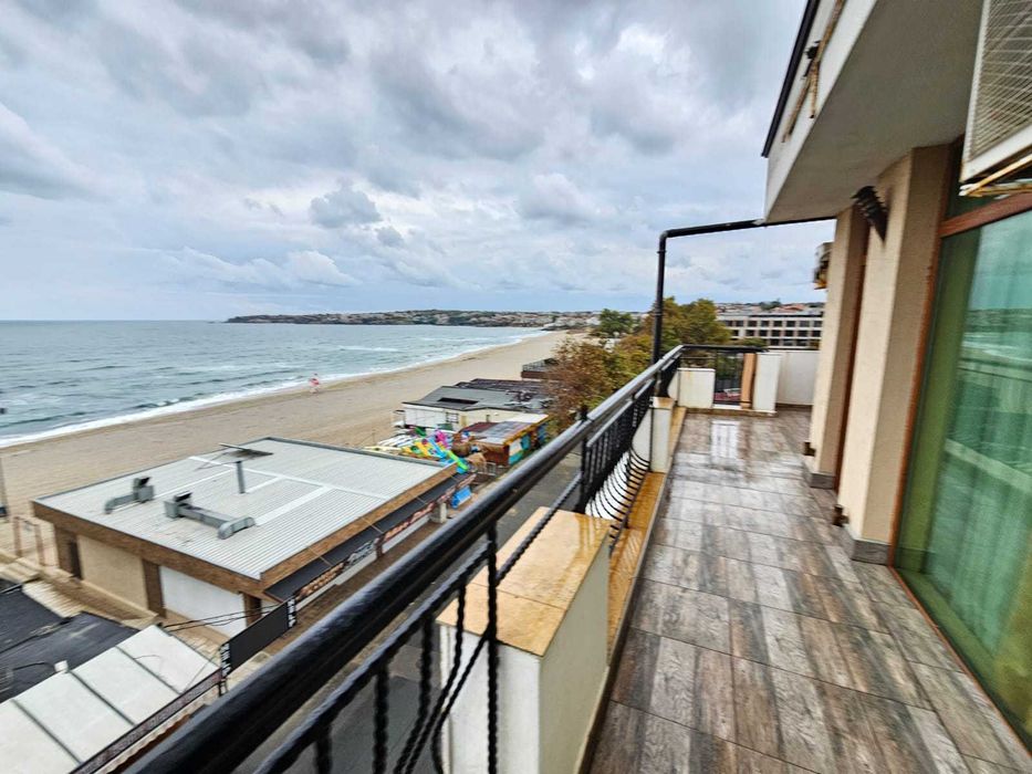 Продава се Тристаен апартамент в Созопол - 121 кв.м за 928 €/кв.м - Снимка #13