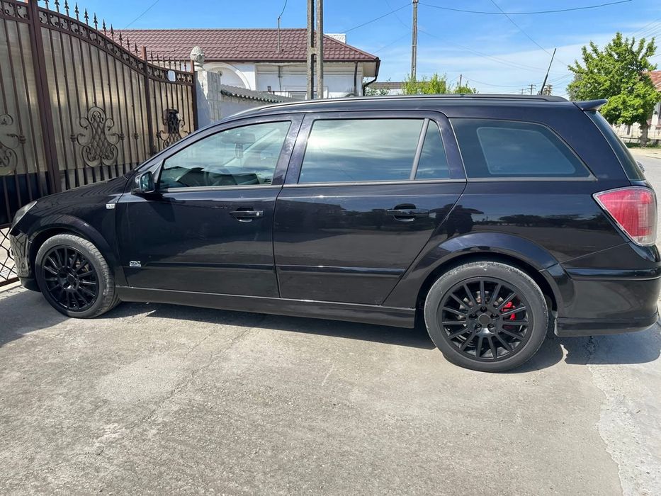 Opel Astra H , pachet OPC