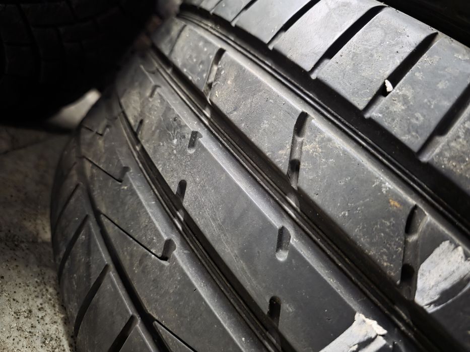 2бр Летни гуми 245 40 18 - Hankook