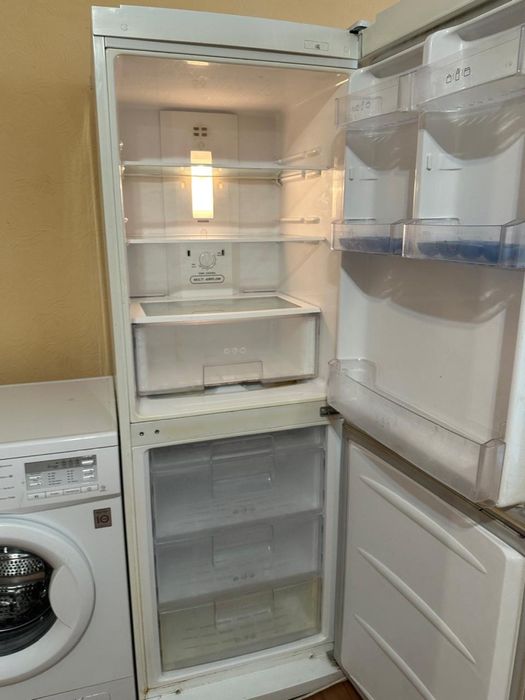 Стиралка LG 5кг и Холодилник
