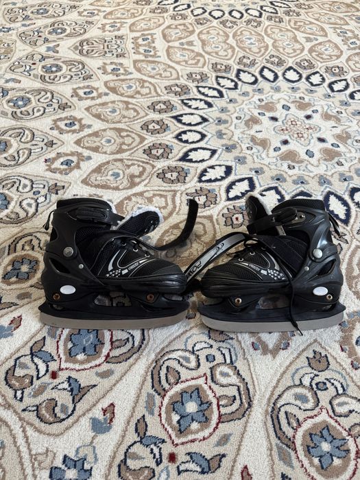 Продам коньки детские