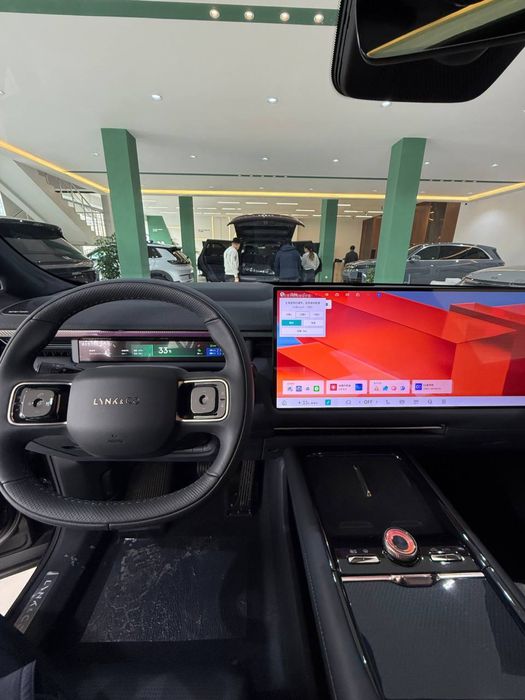 LYNK&COO 900 3 yil garantiya servis bor