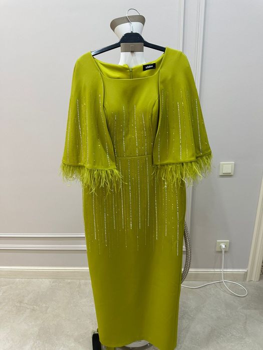 Платье вечернее прямое