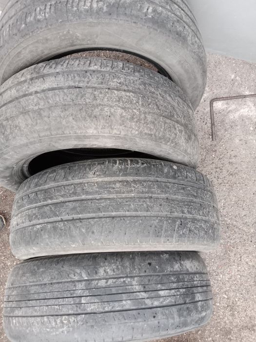 Продам 4 шины 215/60/16