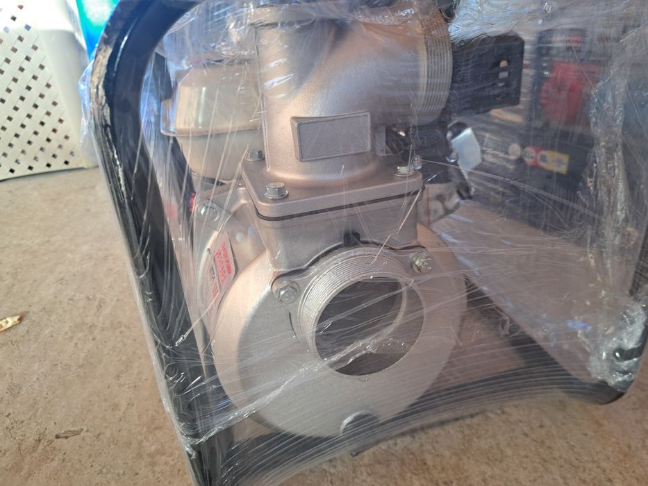 Vând generator și pompa de apa