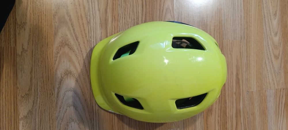 Детска каска B'Twin 48–52 см – като нова