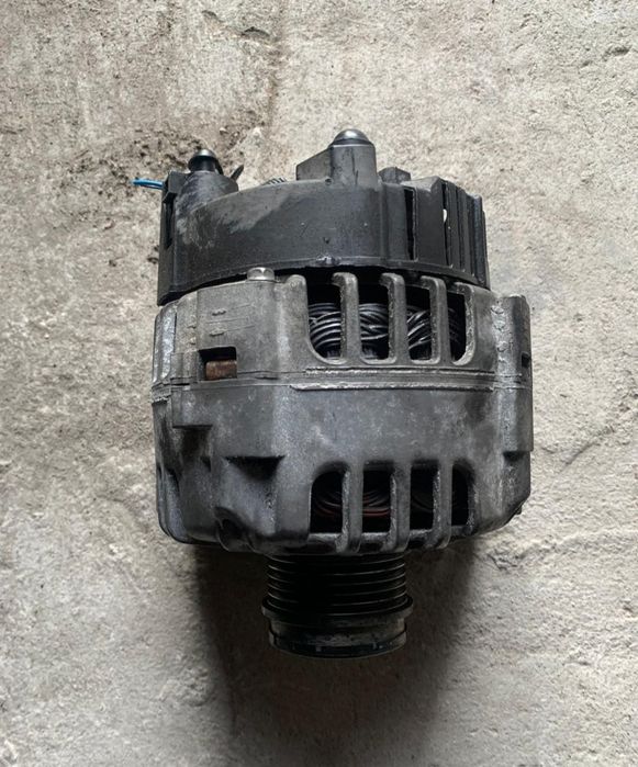 Alternator  BSS  2.0 diesel cod 028903031A  Skoda  Volkswagen  Audi Seat