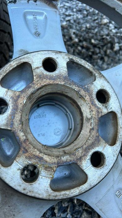 Лети джанти със зимни гуми 16"5x112 за VW и други.