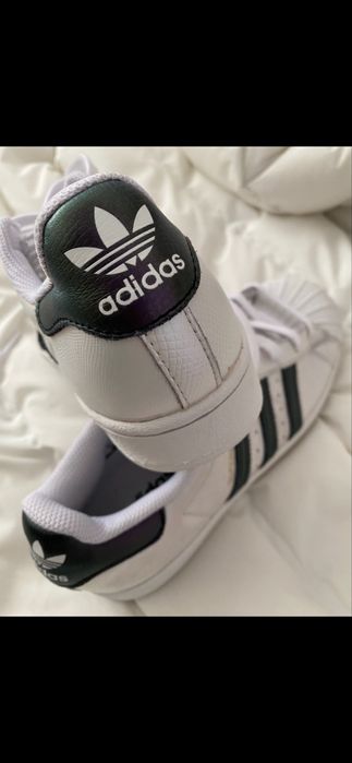 Adidas Superstar