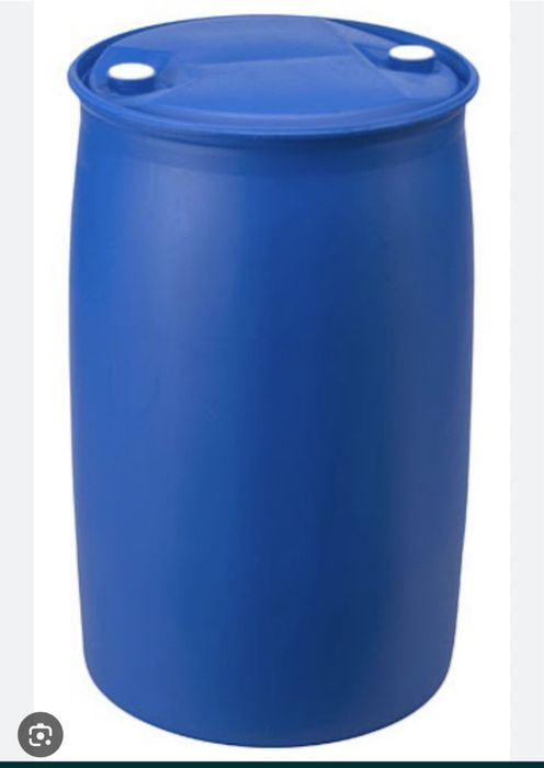 Продам пластиковая 220литррв.