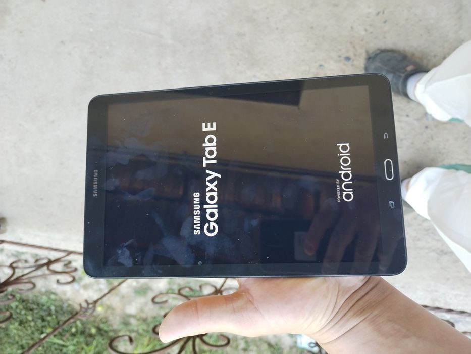 Galaxy Tab E (5000Amper)