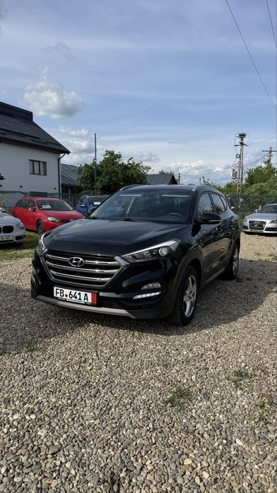 Hyundai Tucson 1.7 D automat Led Nav