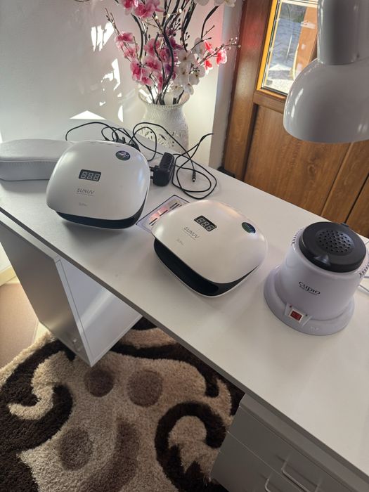 Set masă manichiură cu lămpi UV SUNUV , și sterlizator Cupio ca noi !