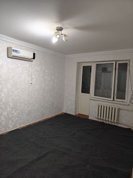 Shibayevadan uy sotiladi 2 xonali 2 qavatda joylashgan