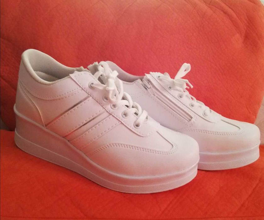 Дамски маратонки