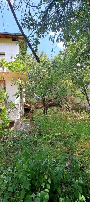 Продава се Къща в с. Расник, Област Перник - 240 кв.м за 400 €/кв.м - Снимка #2