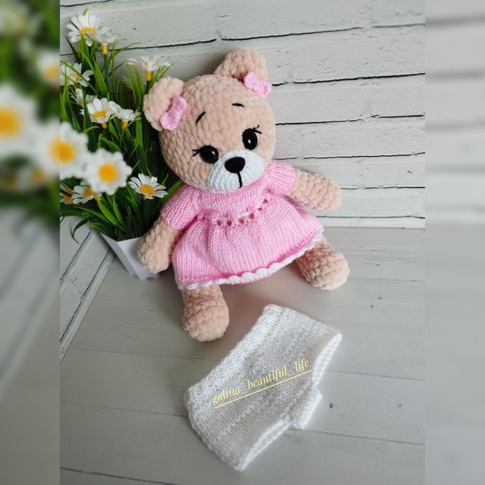 Мягкие вязаные игрушки.