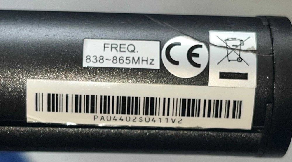 Set microfon wireless LD Systems WS100-R UHF PLL cu 1 Microfon si 2 Receptoare