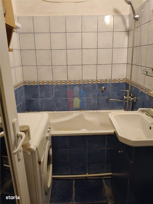 VIDEO! 30 mp Garsoniera zona Hipodrom-Capatul lui 2, etaj 3