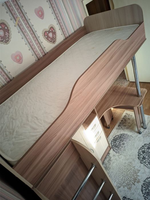 Продам детскую мебель.