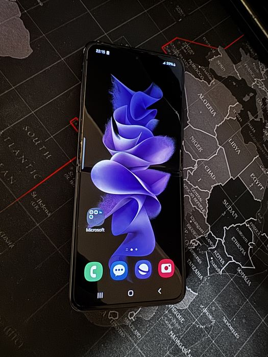 Samsung Galaxy Z Flip 3 - 256GB