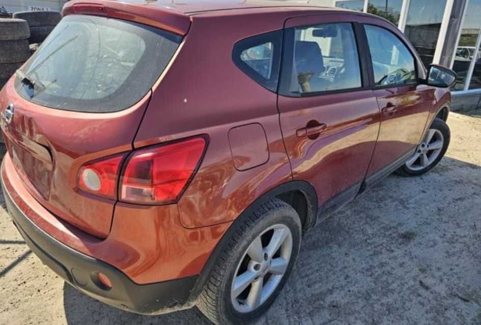 Dezmembrez Nissan Qashqai 1.6i Piese