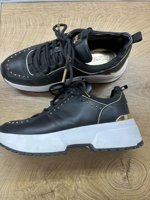 Оригинални маратонки МК