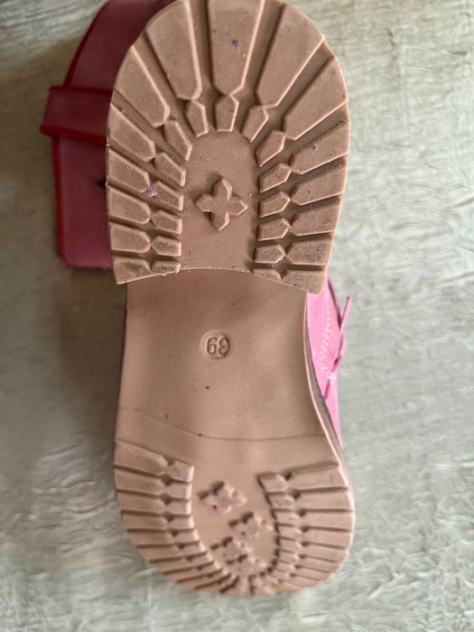 ЧИСТО НОВИ дамски боти Office London