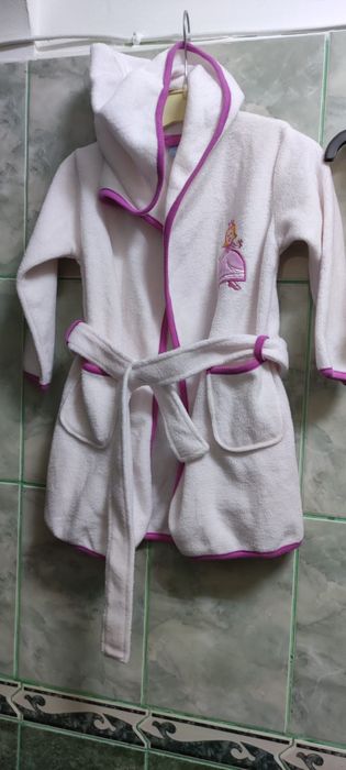 Articole copii 3 buc., preț 20 lei.